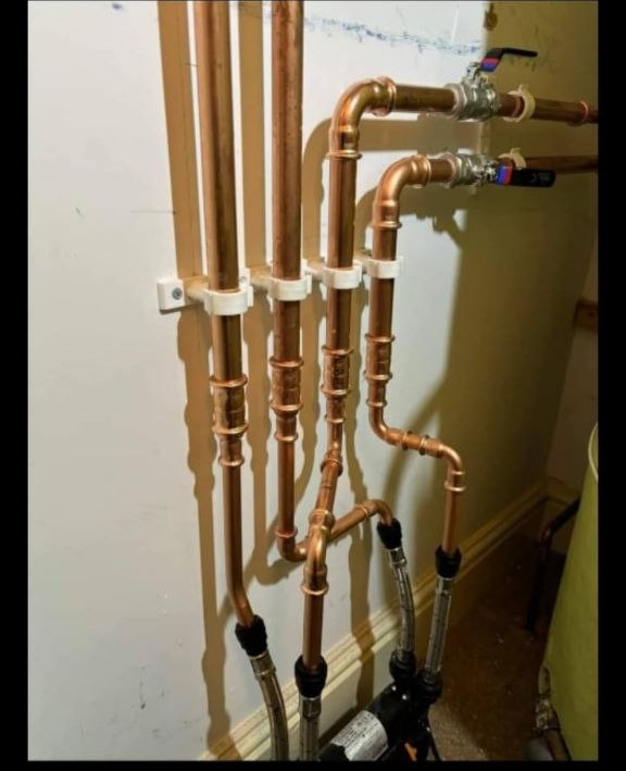 Copper pipe manifold system